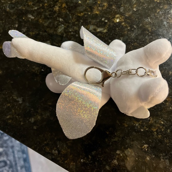 How to Train your dragon  keychain, M&M glasses, California raisin, mini narwhal - Picture 6 of 13